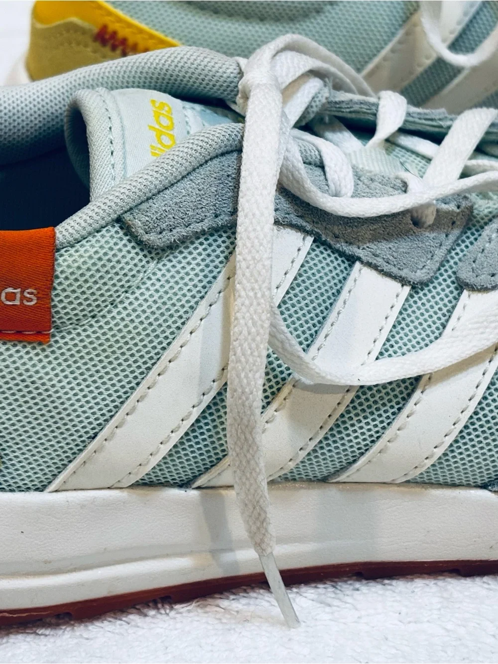 adidas light mint